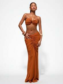 Normani Women's Minimalist Solid Color Twist Bandeau Top And Ruched Mini Skirt 2-Piece Set - Orange - View 7