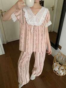 DAZY 2件組女款夏季睡衣套裝，蕾絲拼接V領碎花寬鬆短袖上衣 & 直筒長褲 - 粉色 - 查看 3