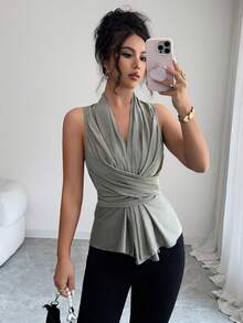 Elenzga 女款春夏法式浪漫西西里風優雅休閒通勤度假下午茶派對純色仿亞麻面料V領交叉結腰部綁帶A字版型無袖短版上衣 - 綠色 - 查看 5