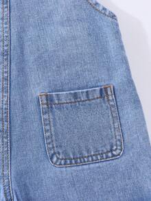 SHEIN Young Girls Light Blue Denim Overall Shorts,Cute Flower Embroidery Ripped Distressed Cuffed Loose A-Line Fit,Summer Casual Versatile Daily Wear - Light Wash - View 7