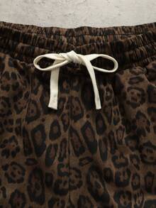 ROMWE MEN Men's Leopard Print Pattern Loose Shorts Street Retro - Brown - View 5