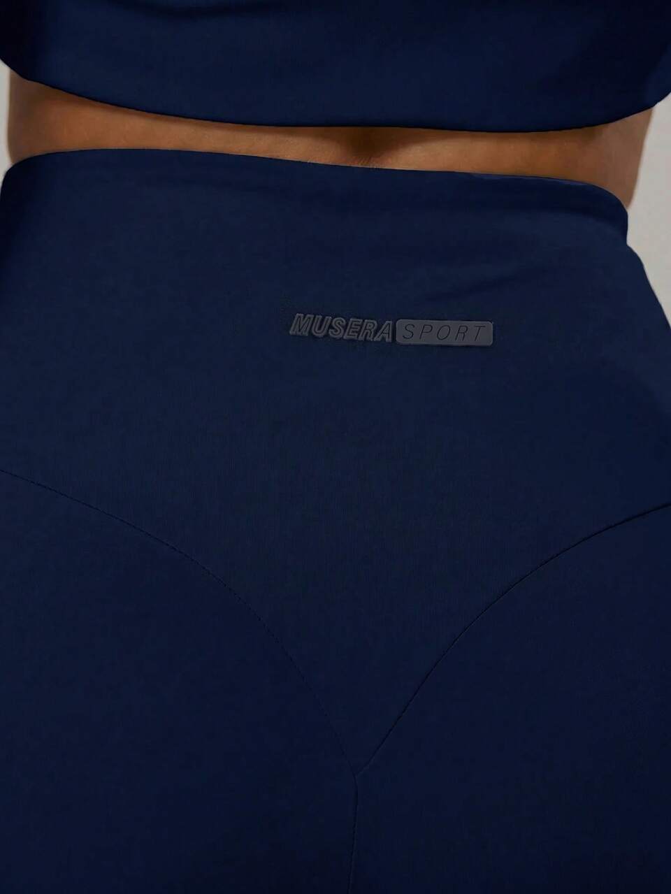 Gekrümmter Bund in der Taille, mittlere Taille, ausgestellte Active Leggings, nur Sport, Workout, Fitnessstudio, Pilates, Fitness, täglicher Freizeitlook