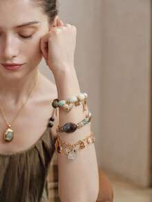 Opalesca Pulseras de acrílico de moda para mujer para usar todos los días, premium/elegante/elegante/uso diario/minimalista, perla/cristal, verano/playa/baile de graduación/fiesta/vacaciones, compromiso/boda/promesa, novia, corazón/floral, Fairycore/Mermaidcore, chapado en oro de 18K - Multicolor - Ver 5