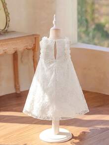 SHEIN Glamorique Kids 少女公主洋裝，3D刺繡網紗，3D蕾絲，白色，無袖，生日派對，婚禮節日，花童女童 - 白色 - 查看 9