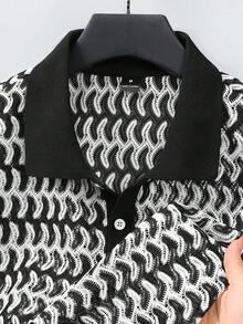 Manfinity CasualCool 男士短袖紋理布料 Polo 衫，白色與黑色，夏季休閒度假風，老錢風復古街頭穿搭，日常休閒戶外 - 黑與白 - 查看 2