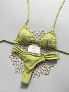 Swim Mod 夏季海灘女款 2 件組亮片刺繡面料三角繫帶上衣 & 抓皺比基尼泳褲泳衣套裝 - 綠色 - 查看 3