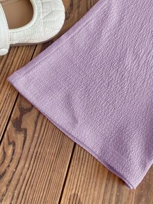 Emery Rose Kids Emery Rose Kids 女童钩针花卉荷叶边吊带背心和裤子套装 - 紫色 - 查看 9