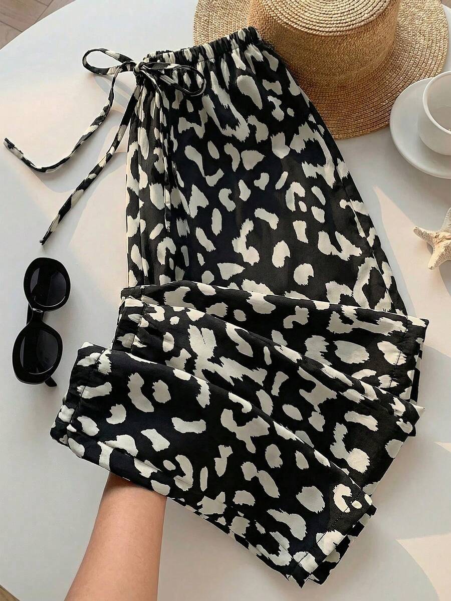 SHEIN EZwear Quần dài nữ màu đen họa tiết da báo có dây rút, năm 2026, thích hợp cho mùa hè. - màu đen - Xem 1