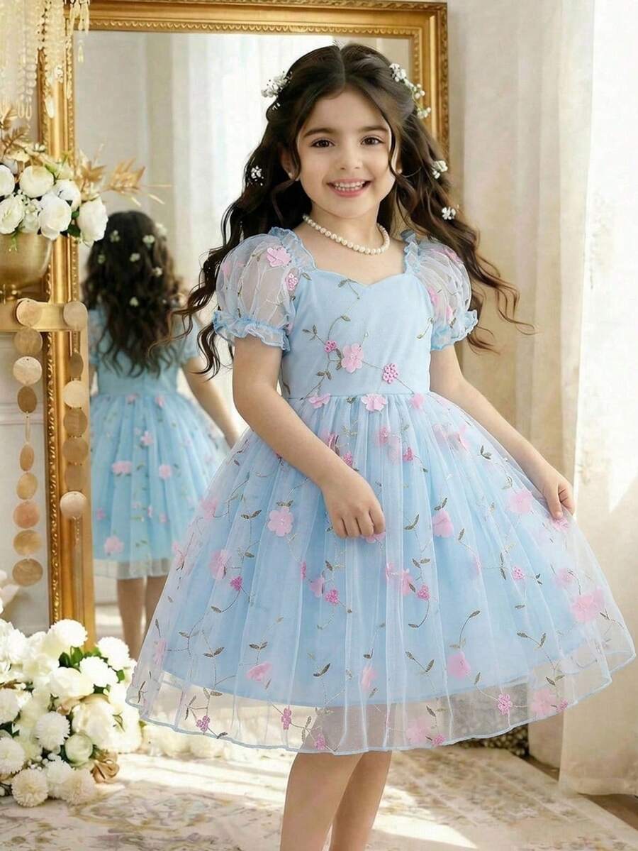 SHEIN Glamorique Kids 年轻女孩优雅迷人粉色可爱泡泡袖收腰奢华双层刺绣网纱蓬蓬裙正式礼服 - 藍色 - 查看 1