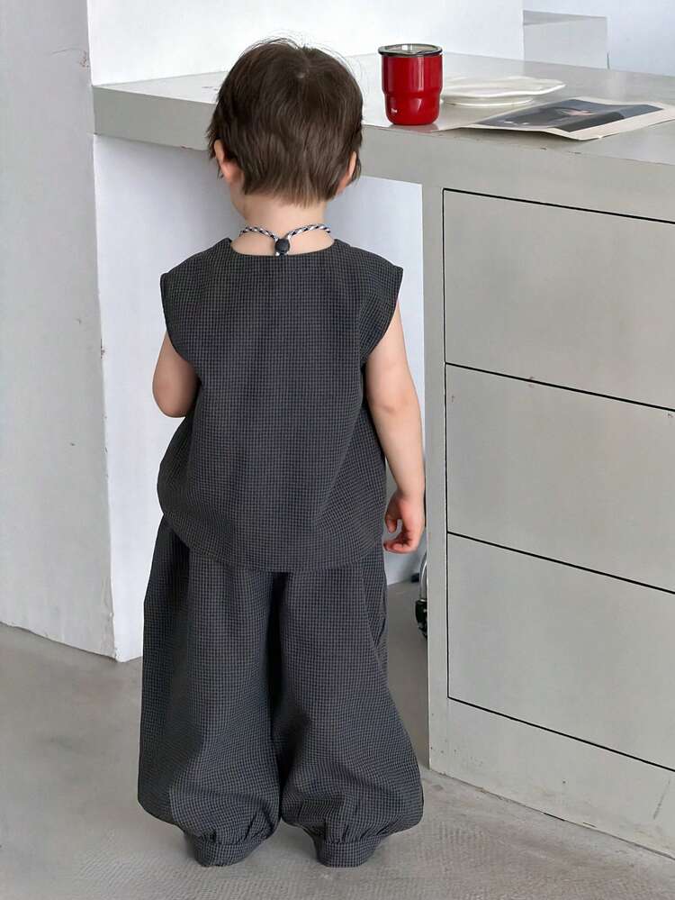 Infant/Toddler (Boy) Round Neck Sleeveless Shirt And Long Pants Set