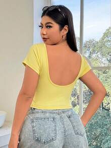 SHEIN EZwear 浅黄色加大码女式圆领短袖T恤 - 鵝黃色 - 查看 2