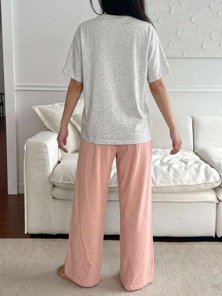 Women's Summer Comfortable Animal Print Crew Neck Short Sleeve T-Shirt And Flare Pants Pajama Set