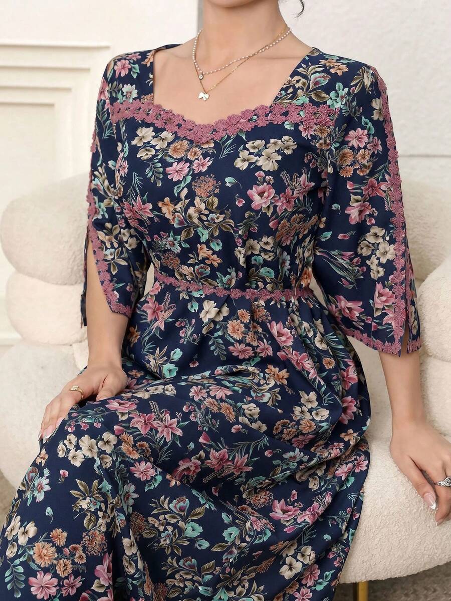 Al Najma 大码女式甜心领中袖开衩印花阿拉伯风格连衣裙 - 藏蓝色 - 查看 1