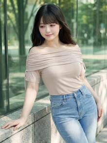 Bijouette 櫻花季末限量版大尺碼粉色露肩抽繩抓皺短袖T恤，貼身彈性針織面料，多層露肩抓皺設計，可調節側抽繩繫帶，修飾肩線遮瑕，適合梨形/蘋果形身材，不束縛，初夏透氣上衣，日系時髦風，適合通勤、約會、賞花等多場景，搭配黃金週穿搭，大尺碼女孩專屬顯瘦百搭甜美上衣 - 杏色 - 查看 3