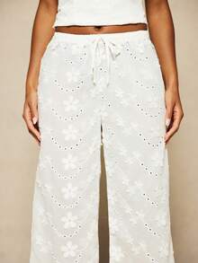MISSGUIDED X Carli Bybel Women's White Broderie Anglaise Wide Leg Drawstring Pants With Floral Cutout Embroidery Summer Palazzo Trousers Bohemian Beach Vacation Casual - White - View 3