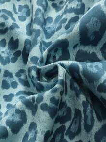 ROMWE MEN Celana Pendek Kasual Longgar Pria Motif Leopard dengan Tali Pinggang dan Saku - Biru - View 5