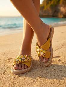 Swim Chiccia Floral Appliques Espadrille Slides,Beach Outfits,Slippers Women - Yellow - View 4