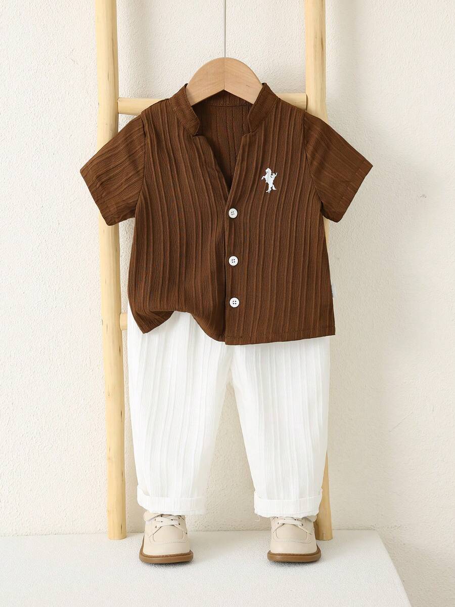 SHEIN 男女嬰兒/男嬰 2件組 春夏休閒度假風 條紋立領短袖襯衫與長褲套裝,男嬰套裝,男嬰夏季衣物 - 棕色 - 查看 1