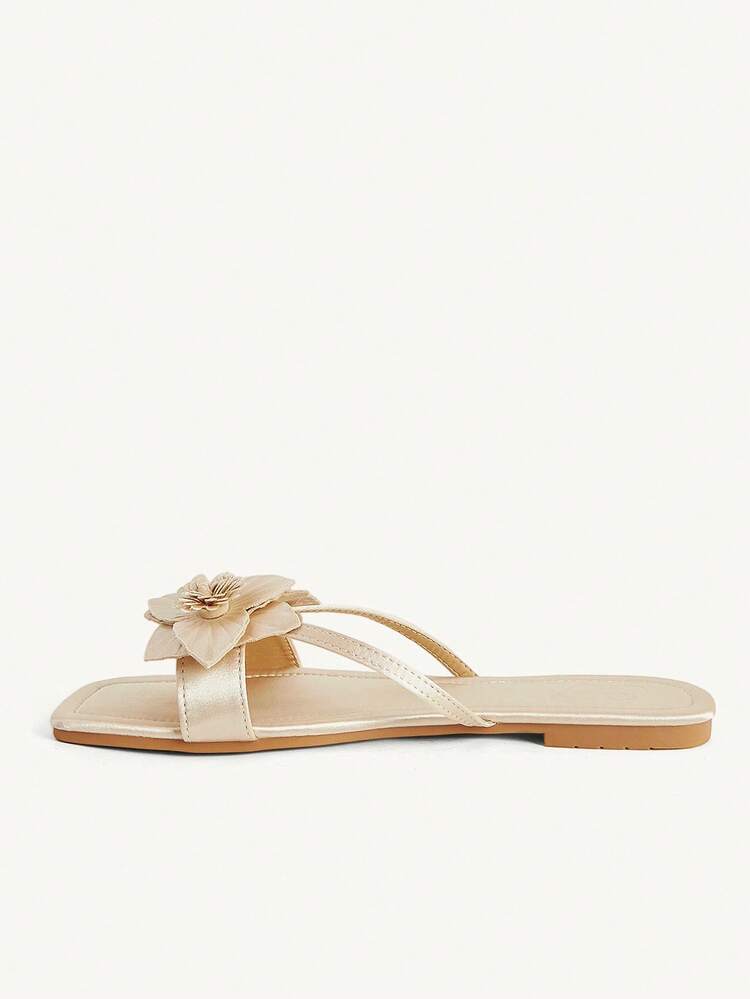 CUCCOO CHICEST New Apricot Square Toe Internet Celebrity Flower Fashion Comfortable Women Flat Sandals