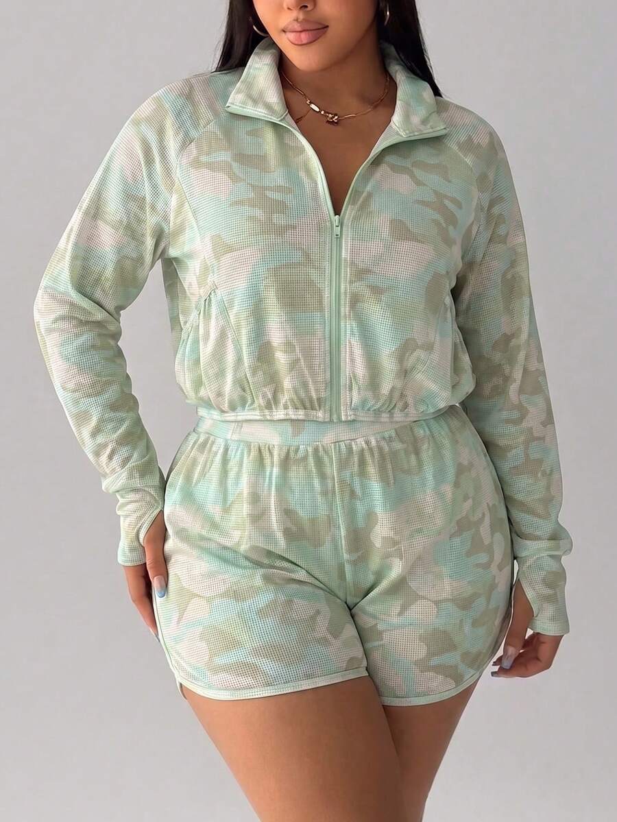 SHEIN Rhythm Era 2件組大尺碼女款春夏運動套裝,網眼布料迷彩印花全拉鍊領口附口袋長袖大尺碼女款運動外套,以及2合1內搭內褲附口袋大尺碼運動短褲,適合休閒穿著、跑步、瑜珈、健身、網球、高爾夫 - 綠色 - 查看 1