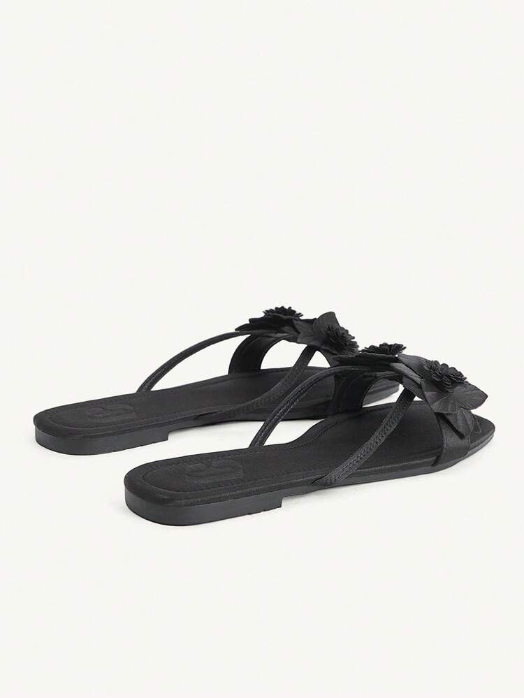 CUCCOO CHICEST New Black Square Toe Internet Celebrity Flower Fashion Comfortable Women Flat Sandals