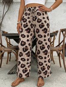 SHEIN VCAY Plus Size Women's Spring/Summer New Leopard Print Beach Shorts, Suitable For Occasions Like Valentine's Day, Fashionable For Commuting, Striped Wide-Leg Pants With Pockets. Essential For Beach Vacation/Holiday - Multicolor - View 1