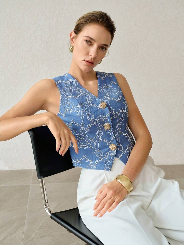 WOMEN'S EMBROIDERED DETAIL FRONT BUTTON VEST JACKET