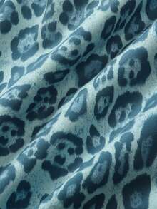 ROMWE MEN Celana Pendek Kasual Longgar Pria Motif Leopard dengan Tali Pinggang dan Saku - Biru - View 4