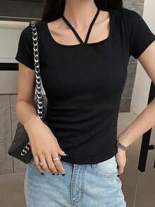 FRIFUL Tank Top Wanita Warna Hitam Slim Fit Model Halter Neck untuk Musim Panas - Hitam - View 5