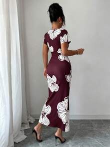 SHEIN Clasi 女款精緻優雅性感波西米亞印花度假洋裝 白色花卉夏季派對約會晚裝 - 酒紅色 - 查看 2
