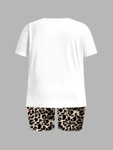 SHEIN PETITE CURVE 大码女装两件套休闲宽松豹纹蝴蝶结装饰圆领短袖T恤和豹纹短裤套装，适合夏季户外穿着和日常休闲穿着。 - 棕色 - 查看 6