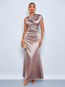 SOLERSUN Sexy And Elegant Women's Commuter Club Party Casual Island Beach Vacation Old Money Style Spring And Summer Women's Clothing Glossy Satin Irregular Shoulder Design - Champagne - View 4