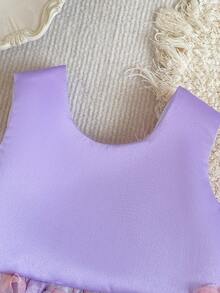 SHEIN Glamorique Kids 女嬰無袖公主洋裝，淡紫色緞面上身搭配彩色3D花朵刺繡裙襬，背面附可拆式大蝴蝶結，適合1歲生日派對、生日慶祝、婚禮花童、家庭聚會、日常出遊、拍照、度假、畢業舞會 - 紫色 - 查看 6