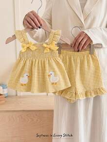 Cozy Pixies 2pcs Baby Girl Cartoon Duck Decor Bow Strap Top And Elastic Waist Shorts Set - Yellow - View 8