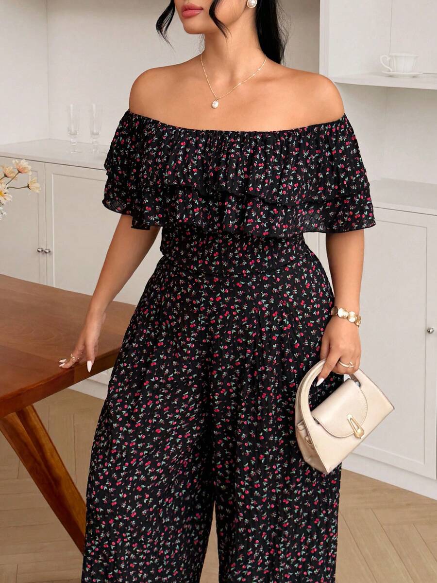Modelyn Random Floral Bubble Wrinkle Print Square Neck Ruffle Ditsy Floral Blouse Paired With Wide Leg Pants Fashion Elegant Romantic Plus Size 2pcs Set