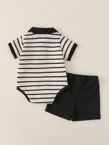 SHEIN Playful Pals 嬰兒拼色拼接 Polo 領短袖套裝 - 黑與白 - 查看 3
