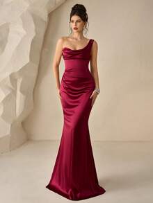 Coutiva Elegant Satin Asymmetric Off-Shoulder Fitted High Slit Mermaid Long Dress, Suitable For Wedding Guests, Banquets, Parties, Formal Occasions - Burgundy - View 3