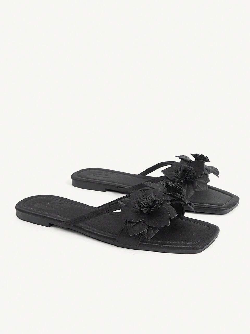 CUCCOO CHICEST New Black Square Toe Internet Celebrity Flower Fashion Comfortable Women Flat Sandals Summer