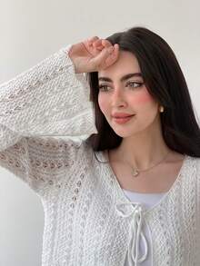 Yasmeen Edit Yasmeen Edit 女款白色前綁帶喇叭袖鏤空針織開襟外套，長袖上衣，秋冬服飾 - 白色 - 查看 5