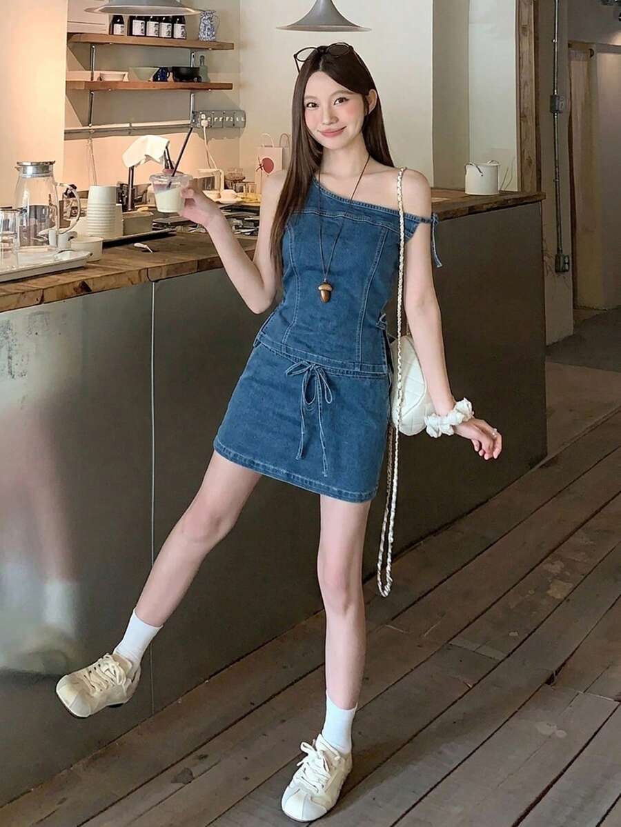DAZY 女款露肩修身休閒牛仔套裝 夏季校園風 - 藍色 - 查看 1