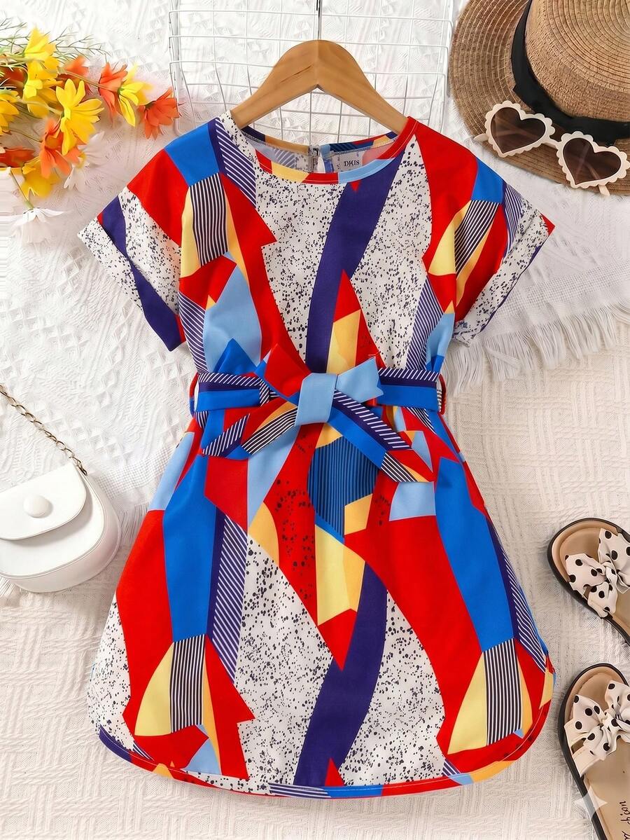 SHEIN Elladie kids 女童新款幾何彩色印花短袖緞帶腰不對稱洋裝 - 藍色 - 查看 1