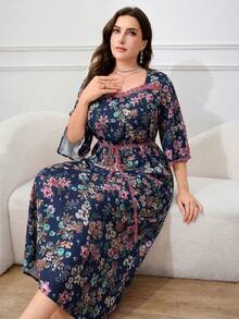Al Najma 大码女式甜心领中袖开衩印花阿拉伯风格连衣裙 - 藏蓝色 - 查看 5