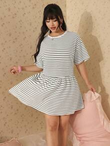 CovetEZ Spring/Summer New Black And White Striped Knit Loose Casual Plus Size Babydoll Dress Vacation - Black and White - View 4