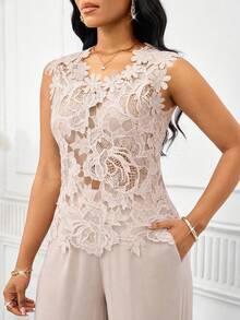 SHEIN Lady 女款刺繡鏤空法式上衣與休閒口袋寬鬆長褲兩件套 - 杏色 - 查看 8