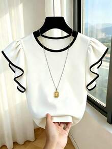 SHEIN Franclia Black And White Contrast Color T-Shirt Made Of Skin-Friendly Elastic Fabric, Comfortable To Wear. Round Neck With Contrast Color Trim, Simple Yet Exquisite; Flutter Sleeve Design Is Gentle And Youthful, Creating A Romantic Atmosphere. Slim Fit Design Fits The Body Shape, Outlining The Curves, Suitable For Pairing With Jeans Or Skirts, Easily Handling Daily Commute Or Casual Dates, Creating A Fresh And Gentle Look. - Black and White - View 3