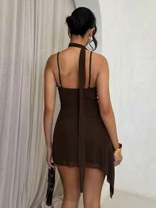 SHEIN Glamour Đầm hai dây lưới màu cà phê kiểu Maillard, đầm ôm sát eo nhún bèo quyến rũ, chân váy mini thắt nơ gợi cảm, đầm ngắn hẹn hò và nghỉ dưỡng bên bờ biển, bữa tối lãng mạn dưới ánh nến, trang phục dự triển lãm, trang phục du lịch biển, sa mạc, phố cổ, tụ họp bạn gái, trang phục đi bar, đầm thanh lịch. - Cà phê - Xem 2