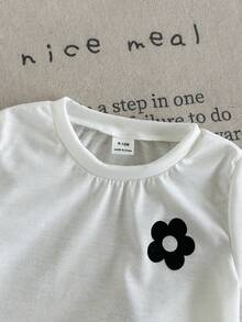 SHEIN Playful Pals 2件組女嬰幼兒/新生兒0-3歲春夏季休閒日常趣味臘腸狗印花圓領T恤上衣+粉色條紋短褲套裝 - 黑與白 - 查看 5