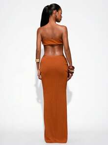 Normani Women's Minimalist Solid Color Twist Bandeau Top And Ruched Mini Skirt 2-Piece Set - Orange - View 3