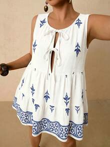 Travachic Plus Size Summer Sleeveless Tie Neck Allover Print Dress - Blue and White - View 3