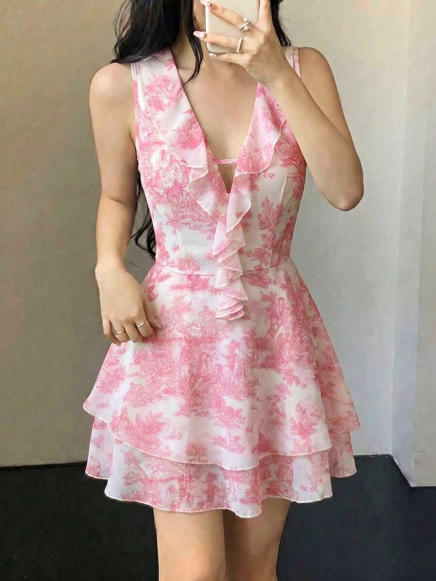 Lucivie 这款女士优雅休闲粉色碎花无袖连衣裙，采用柔软透气的面料，饰有荷叶边，A字廓形，尽显曼妙身姿。无论是海滩度假、早午餐约会还是日常夏季穿着，都是您的理想之选，也是您温暖季节衣橱的必备单品。